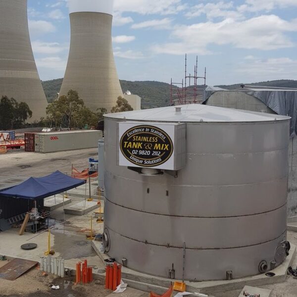 build 600000 litre tank