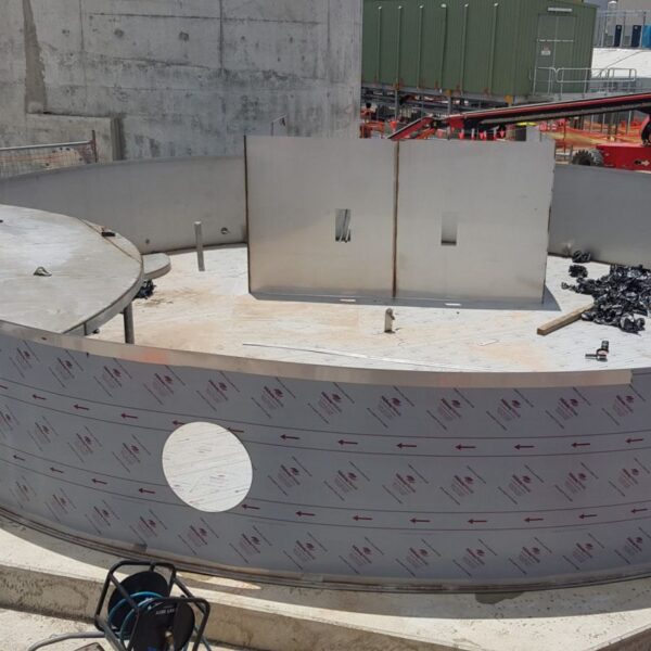 build 600000 litre tank