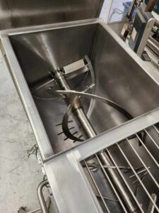 2000L ribbon blender - top view